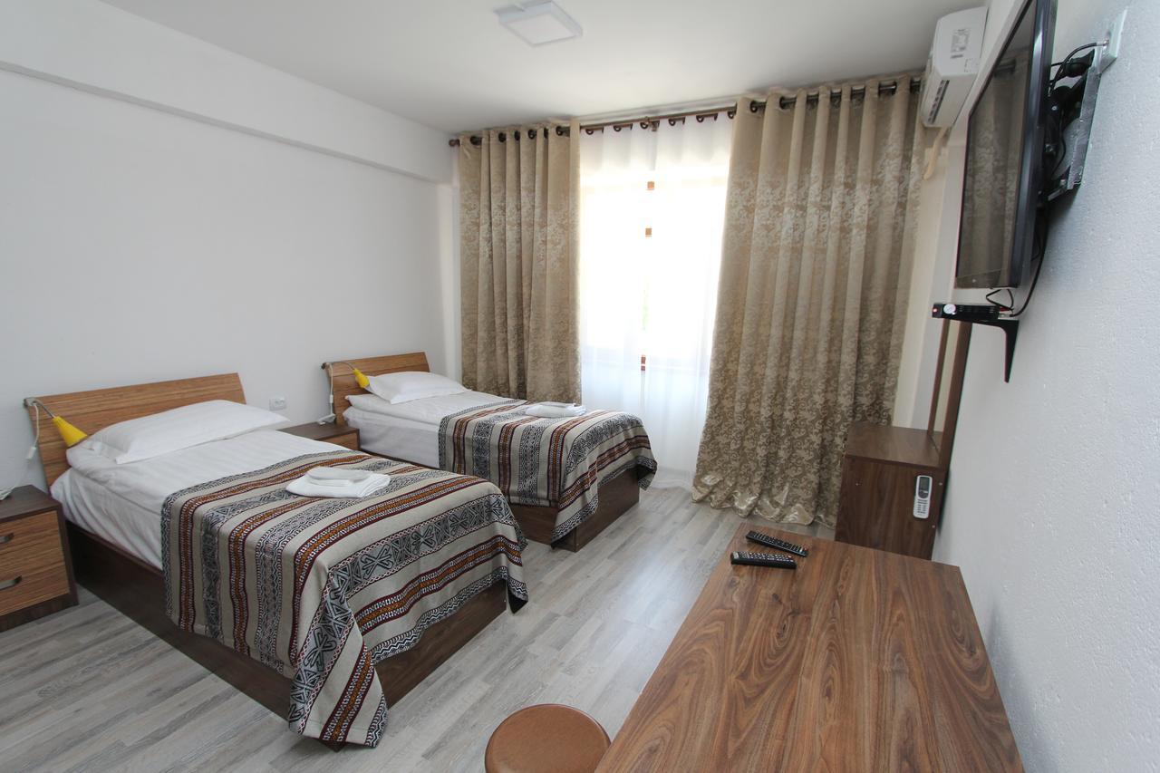 Lal Hotel Khorog 외부 사진