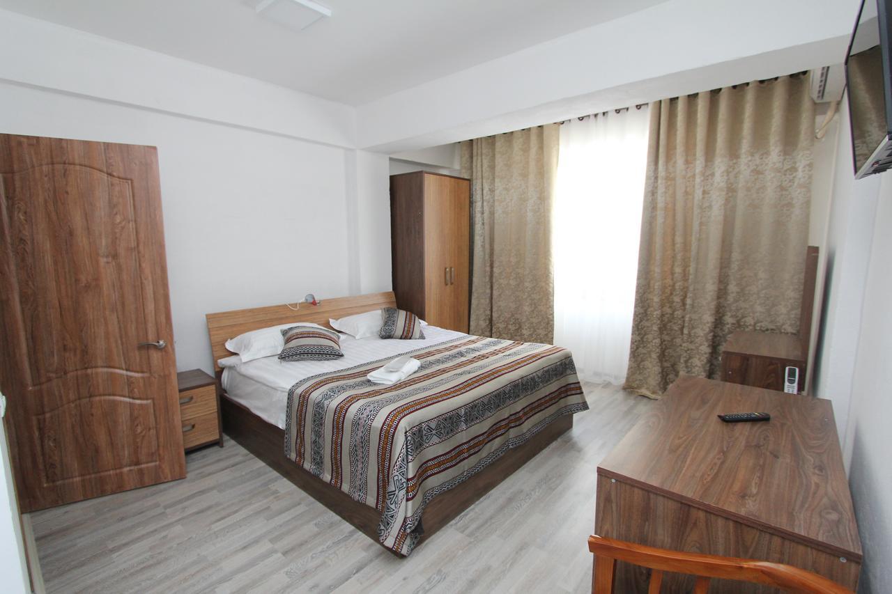Lal Hotel Khorog 외부 사진