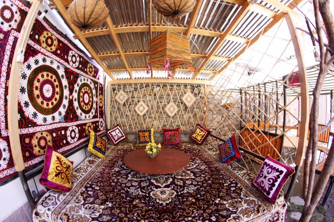 Lal Hotel Khorog 외부 사진
